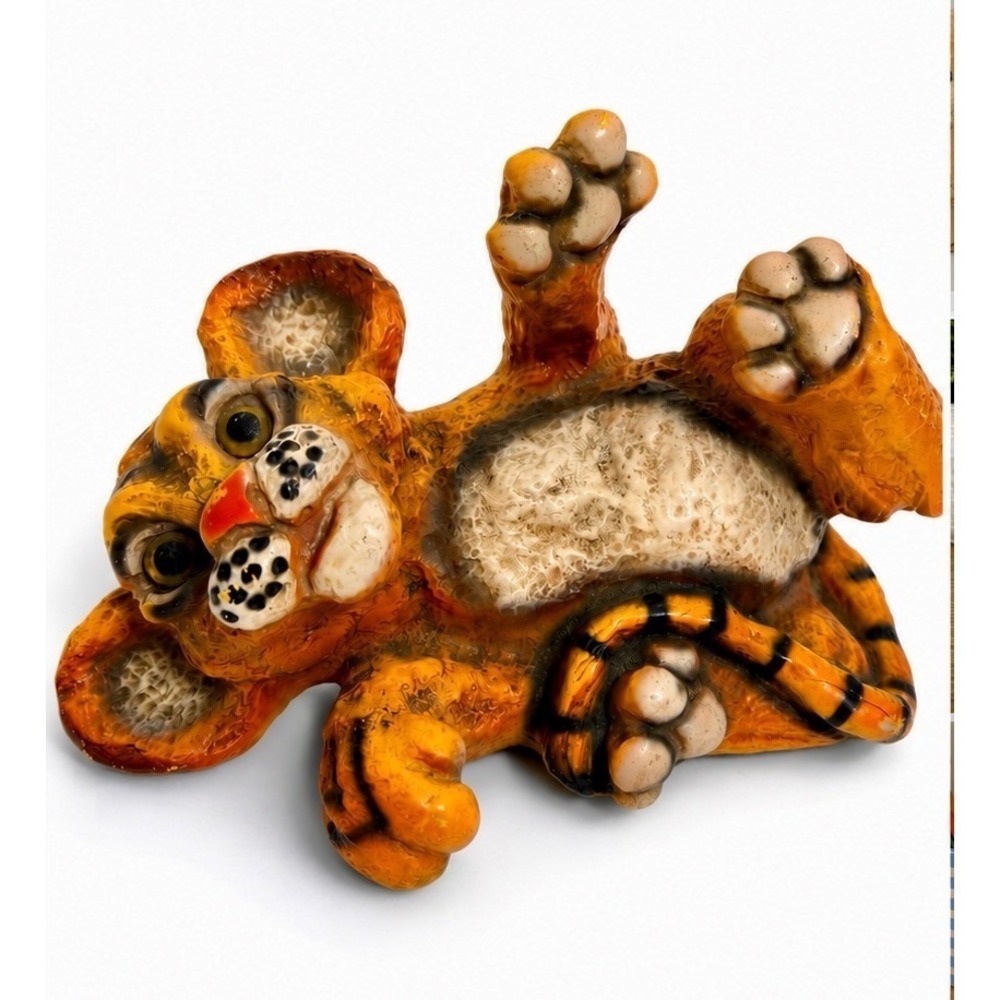 Vintage Large Resin Tiger Figurine – Retro Jungle Cat Décor -‎ not a toy
